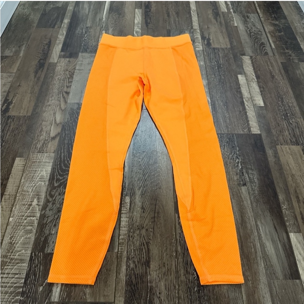 ALO Yoga Vibrant Orange Leggings